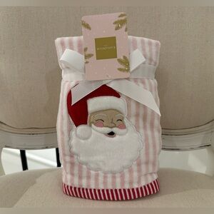 Viral NWT Pink Candy Stripe Santa Claus Appliqué Embroidered Hand Towels